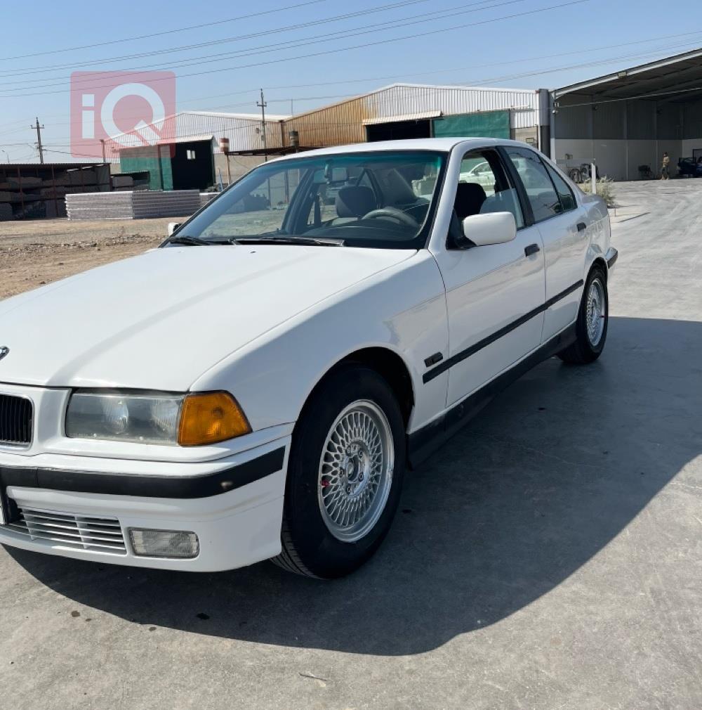 بي ام دبليو الفئة 3